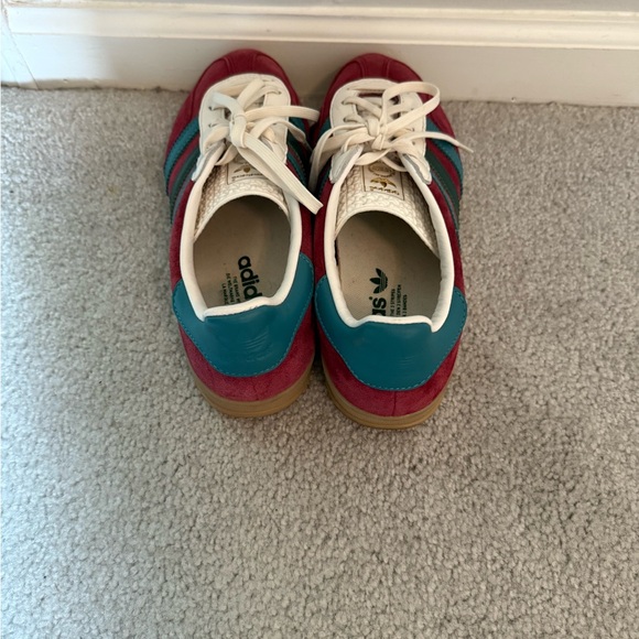 Adidas Gazelle Burgundy and Teal Sneakers size M7/W8 - Picture 2 of 4